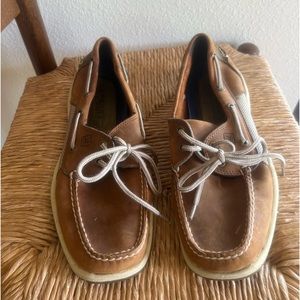 Sperry topsides boat shoes. Size 10